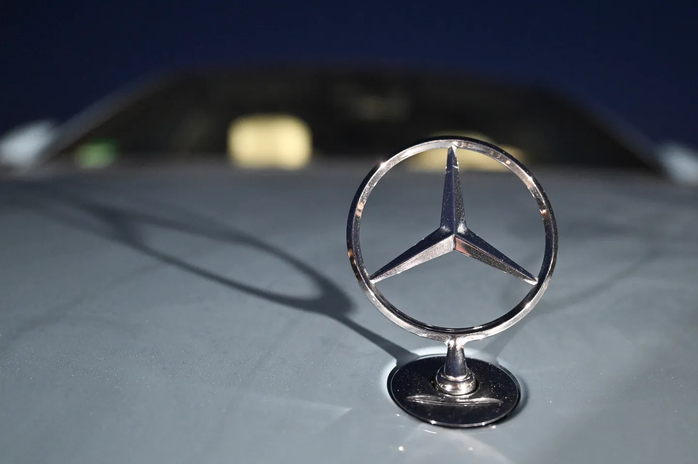Mercedes-Benz zu Jahresbeginn erneut mit Gewinneinbruch